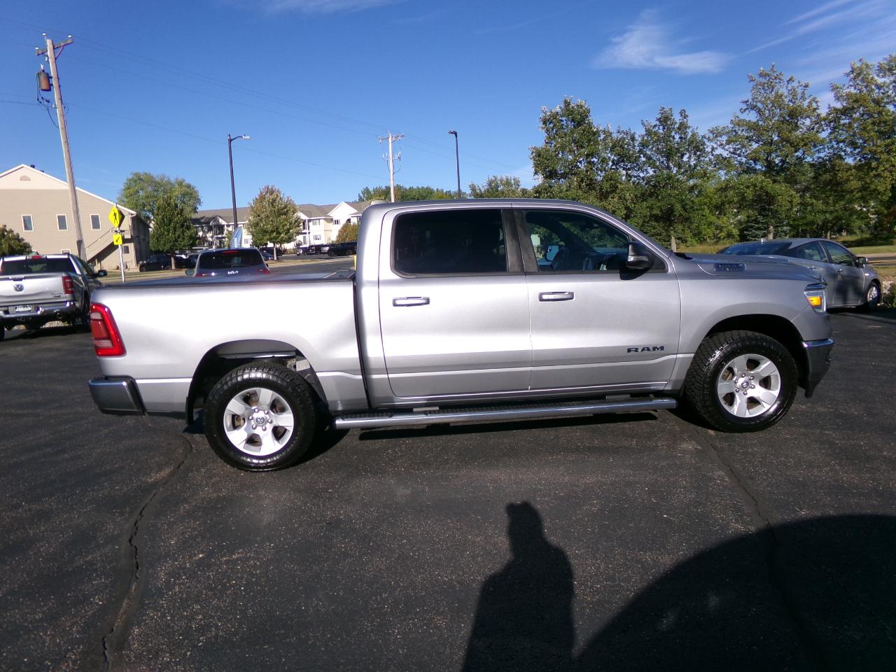 RAM 1500 Big Horn 4x4 Crew Cab 5'7" Box 2021