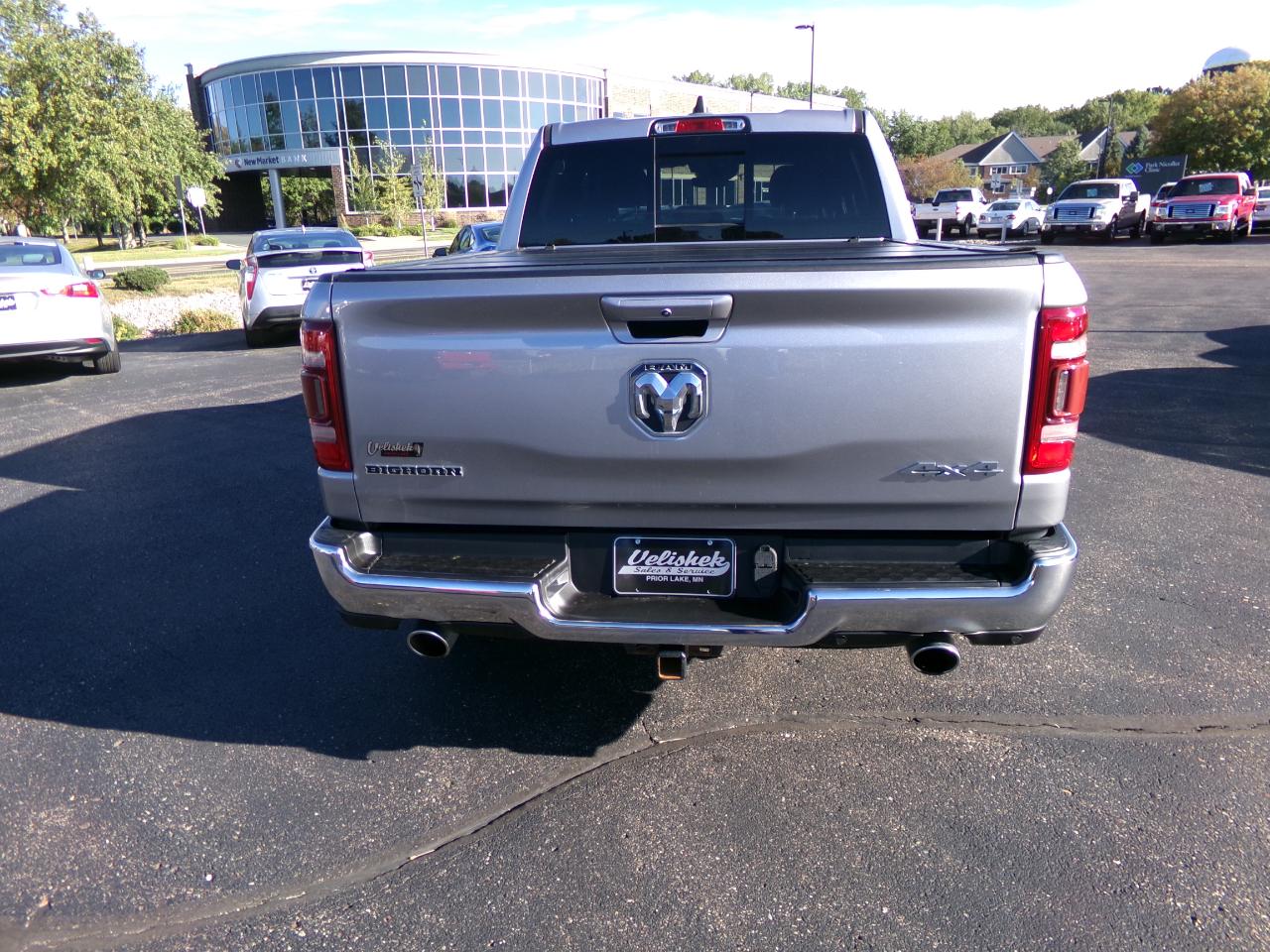 RAM 1500 Big Horn 4x4 Crew Cab 5'7" Box 2021