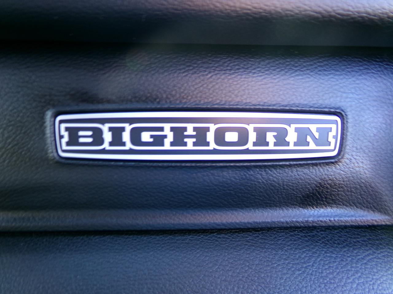 RAM 1500 Big Horn 4x4 Crew Cab 5'7" Box 2021