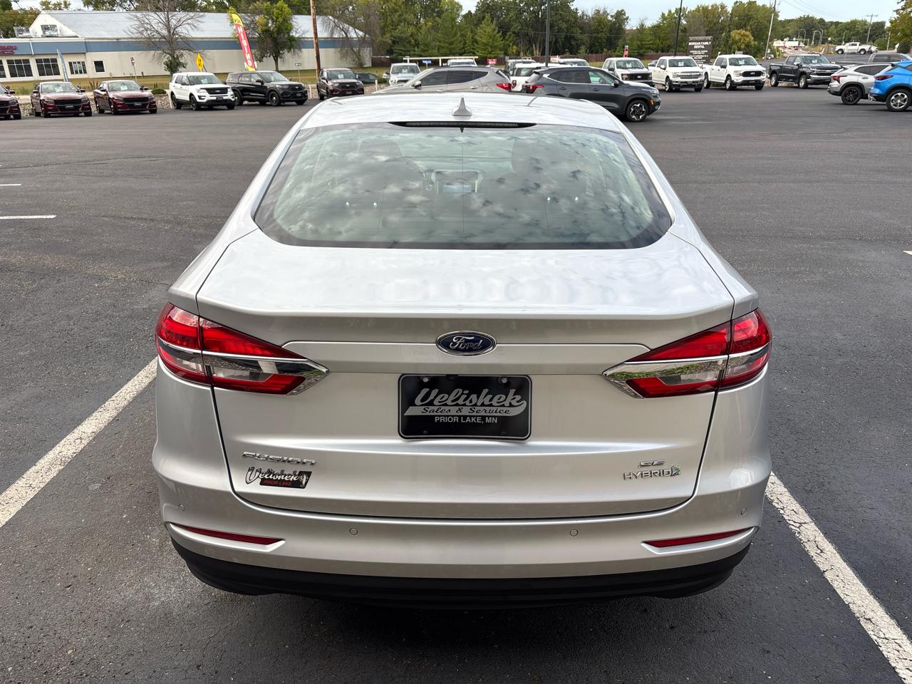 Ford Fusion Hybrid SE FWD 2019