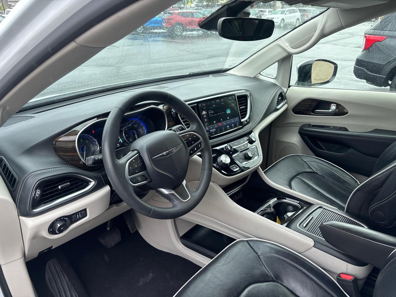 Chrysler Pacifica Limited FWD 2023