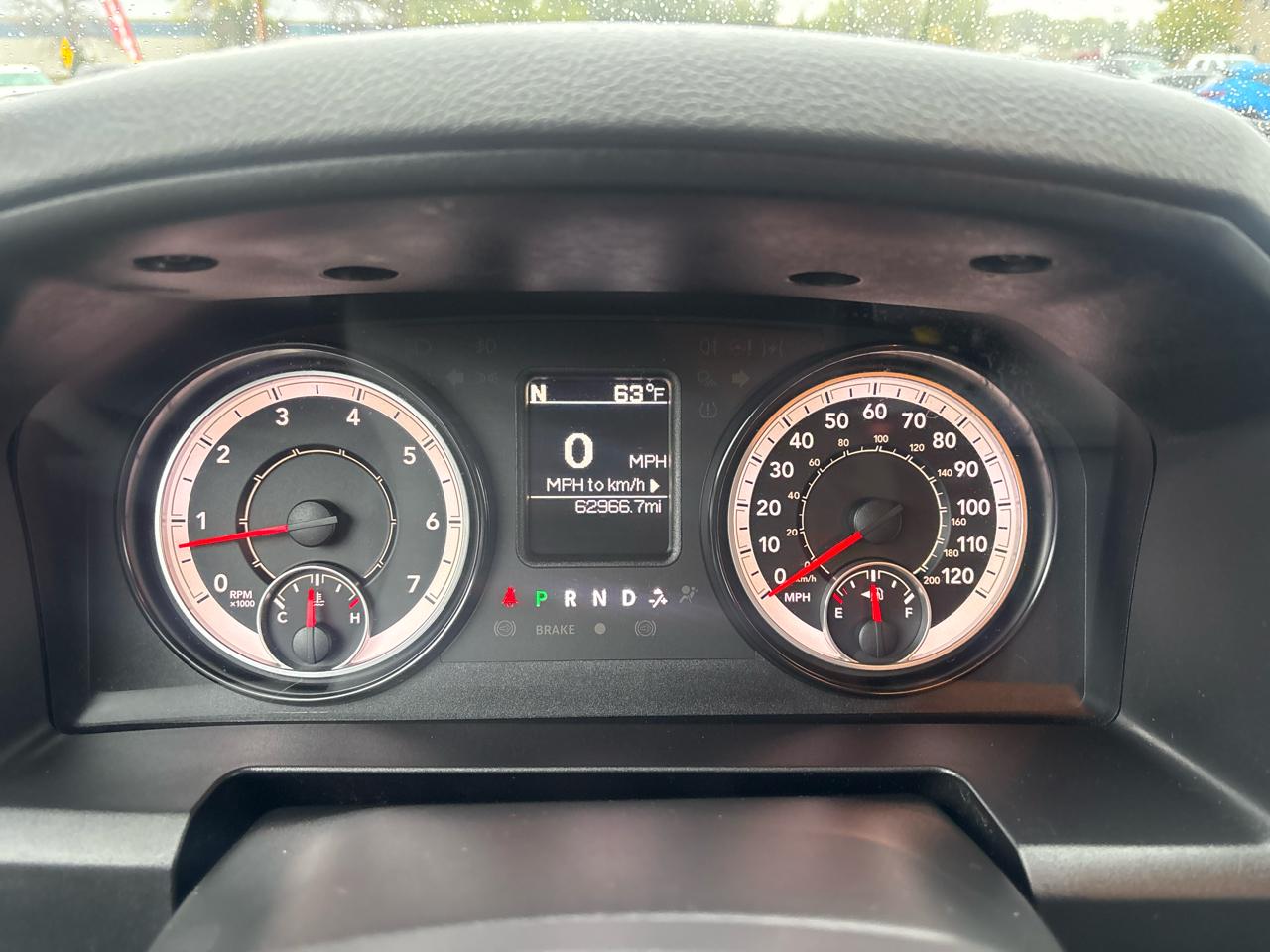 RAM 1500 Tradesman 4x4 Regular Cab 8' Box 2017