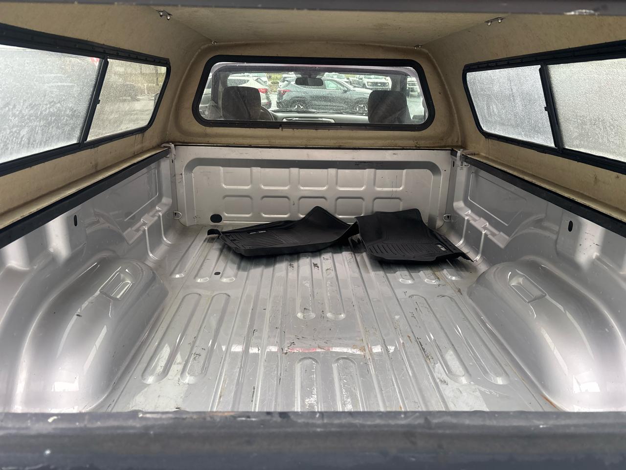 RAM 1500 Tradesman 4x4 Regular Cab 8' Box 2017