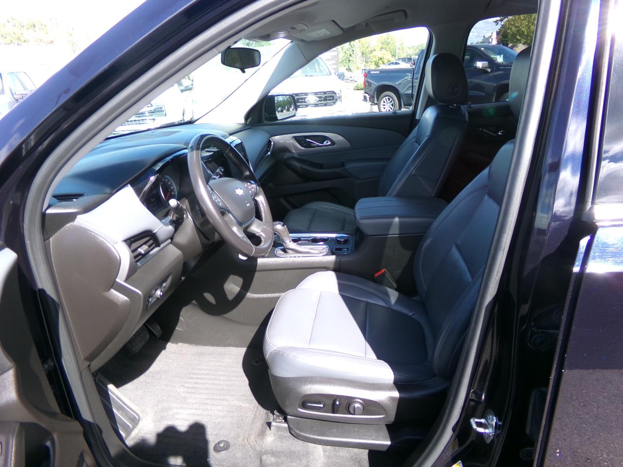 Chevrolet Traverse AWD 4dr LT Leather 2020