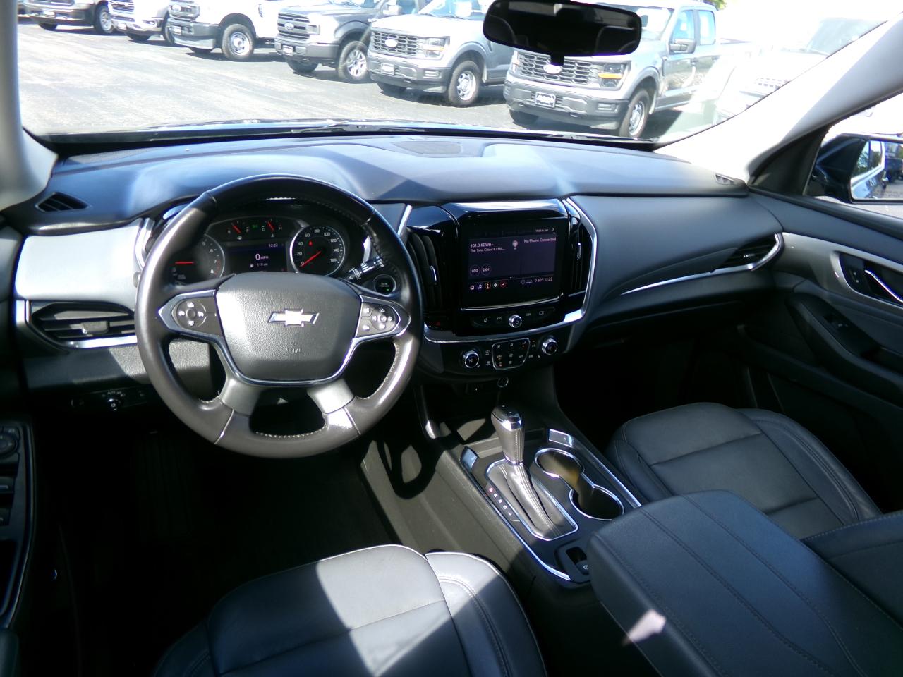 Chevrolet Traverse AWD 4dr LT Leather 2020
