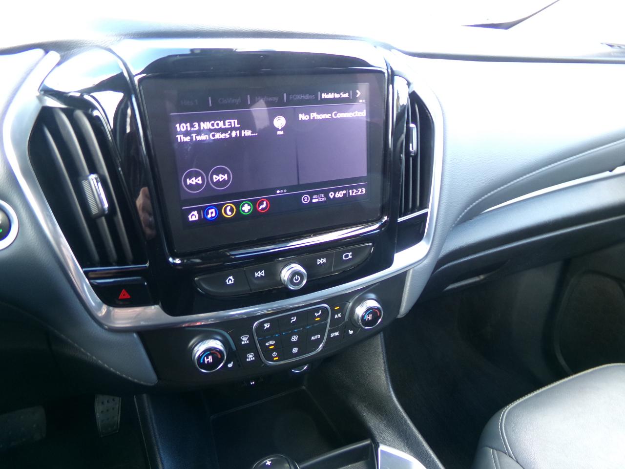Chevrolet Traverse AWD 4dr LT Leather 2020