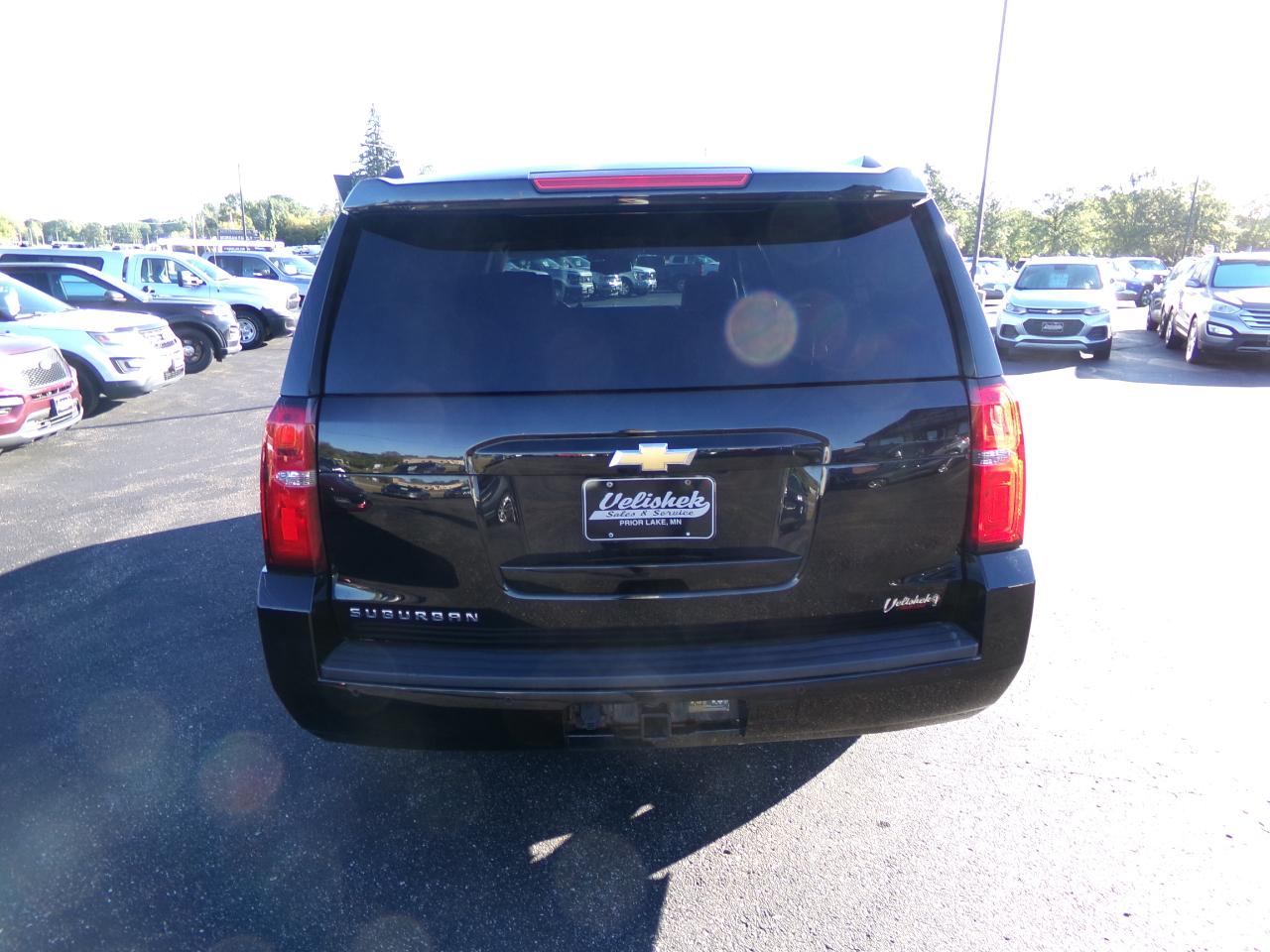 Chevrolet Suburban 4WD 4dr LT 2015