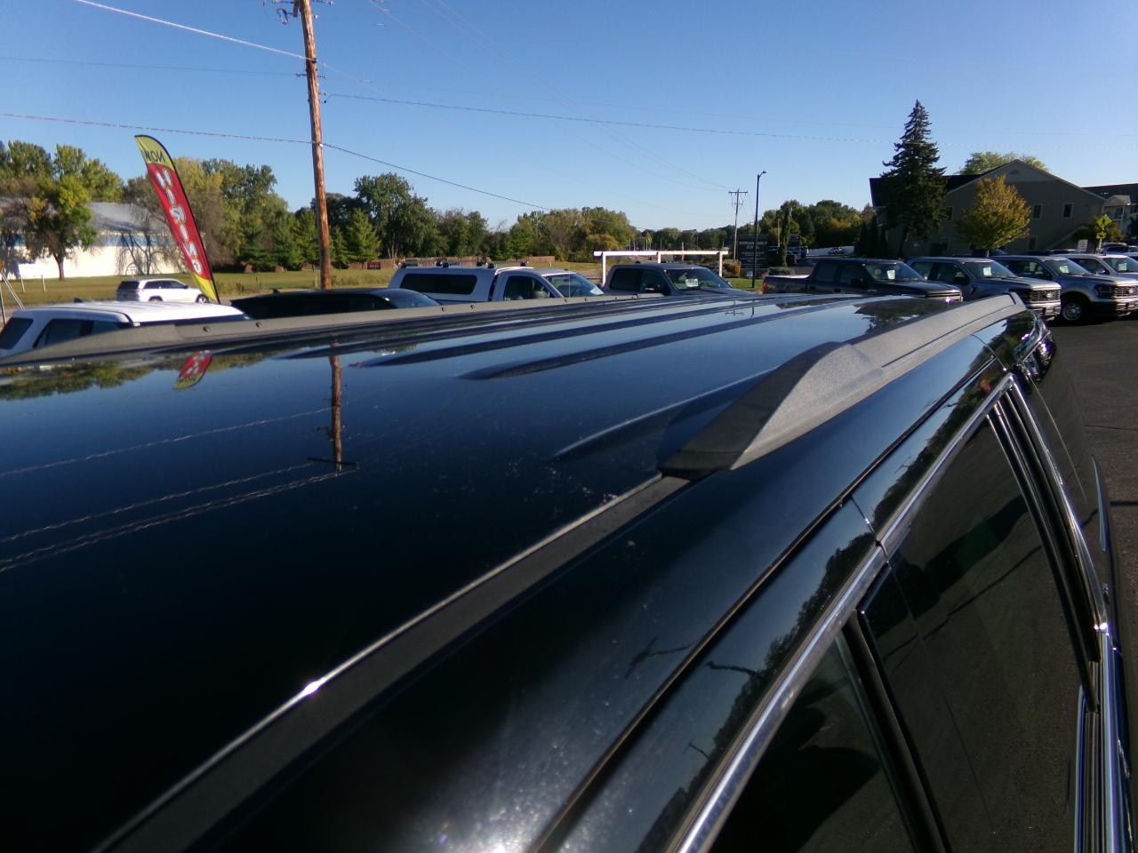 Chevrolet Suburban 4WD 4dr LT 2015