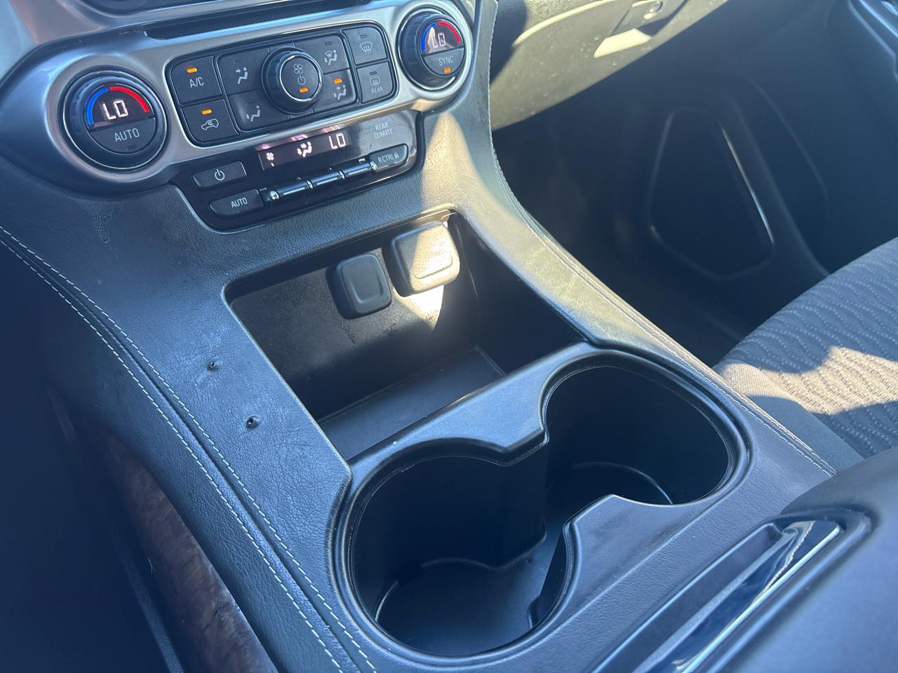 Chevrolet Tahoe 4WD 4dr LS 2019