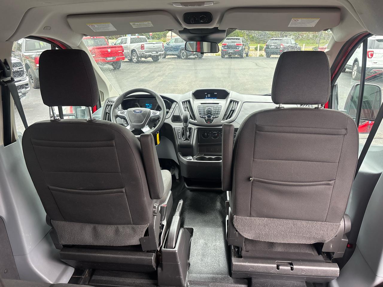 Ford Transit Passenger Wagon T-350 148" Low Roof XLT Swing-Out RH Dr 2018