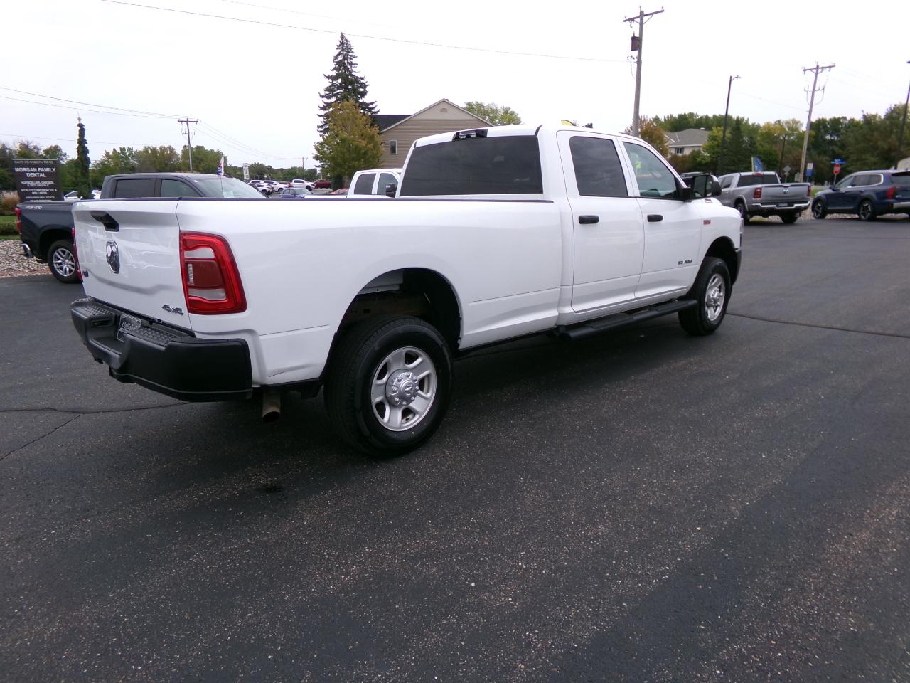 RAM 2500 Tradesman 4x4 Crew Cab 8' Box 2022