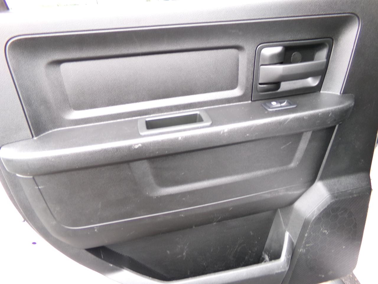 RAM 2500 Tradesman 4x4 Crew Cab 8' Box 2022