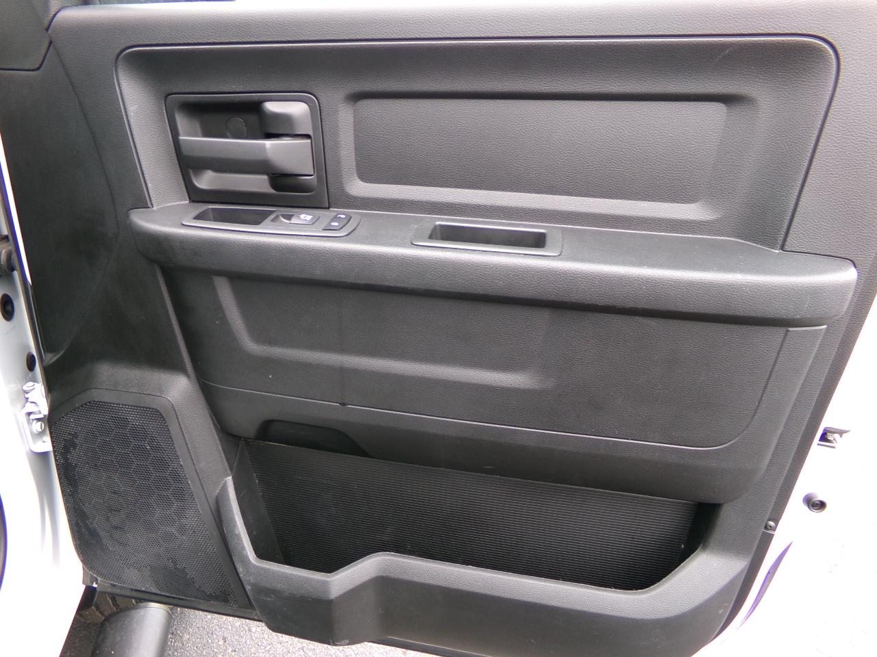 RAM 2500 Tradesman 4x4 Crew Cab 8' Box 2022