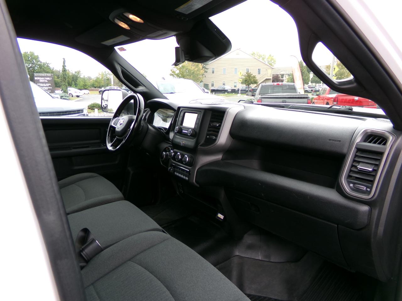 RAM 2500 Tradesman 4x4 Crew Cab 8' Box 2022