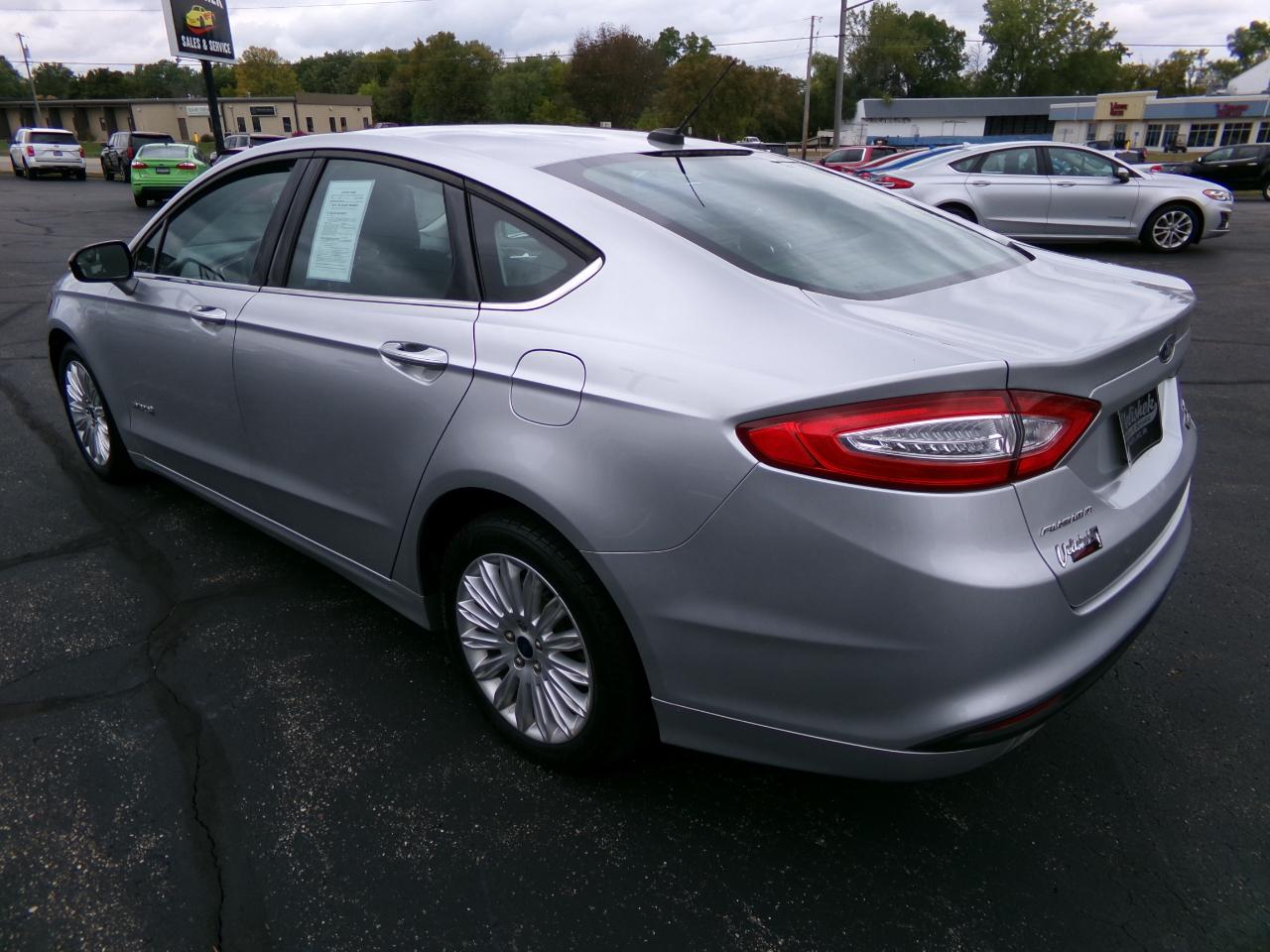 Ford Fusion 4dr Sdn SE Hybrid FWD 2014