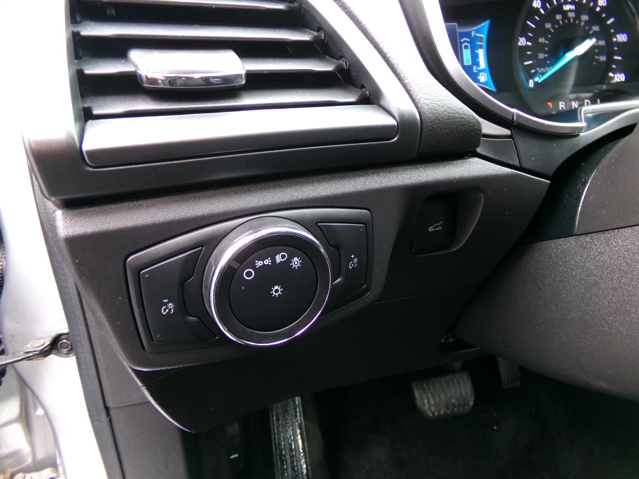 Ford Fusion 4dr Sdn SE Hybrid FWD 2014