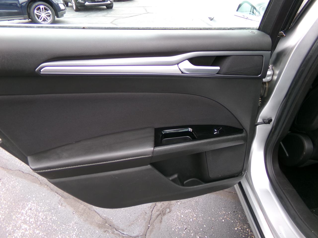 Ford Fusion 4dr Sdn SE Hybrid FWD 2014
