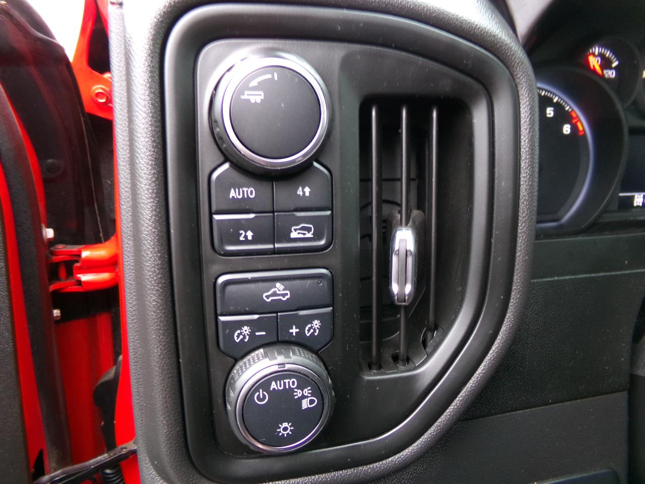 Chevrolet Silverado 1500 4WD Crew Cab 157" Work Truck 2021