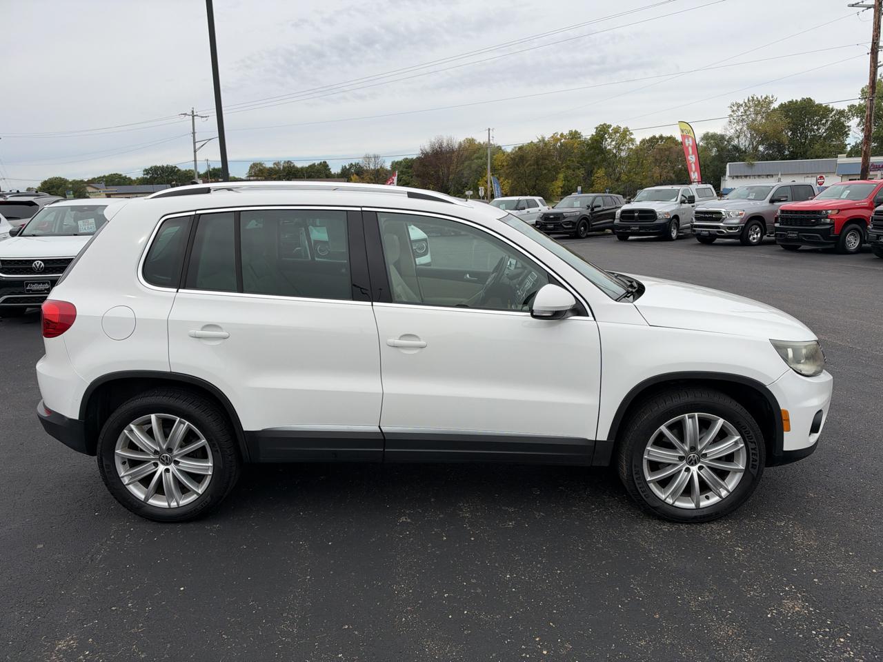 Volkswagen Tiguan  2013