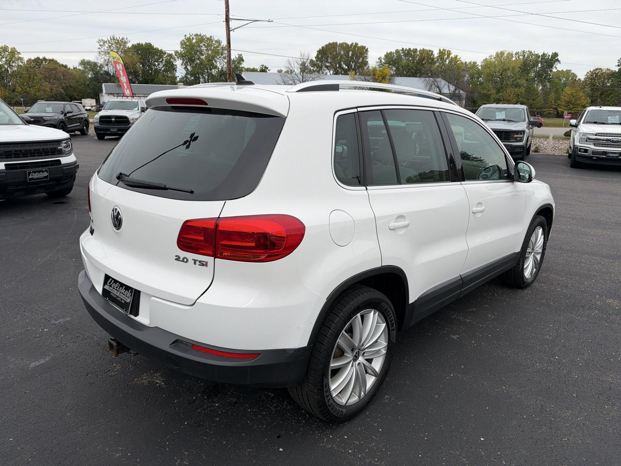 Volkswagen Tiguan  2013