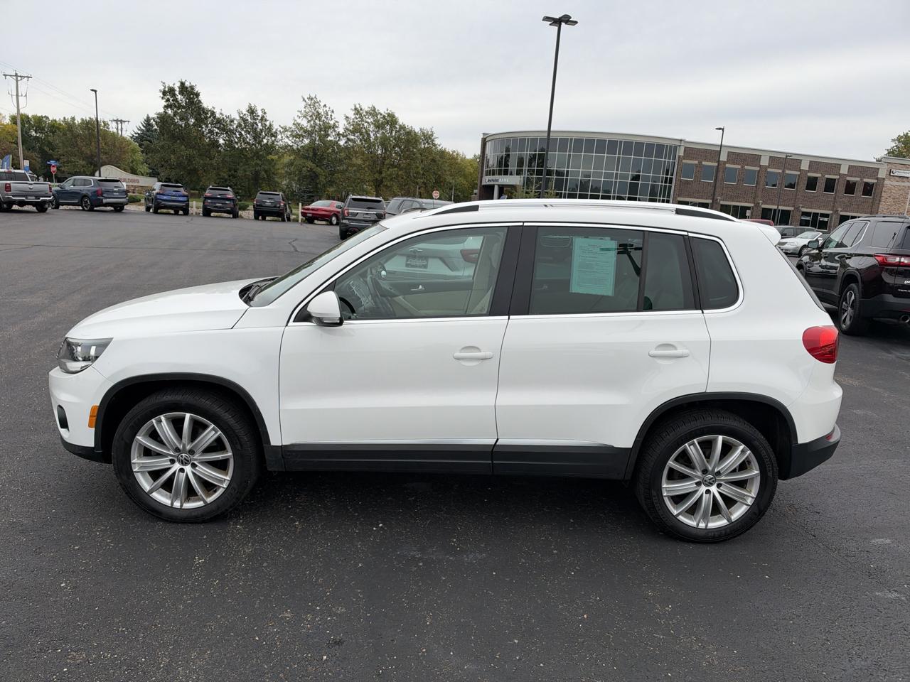 Volkswagen Tiguan  2013