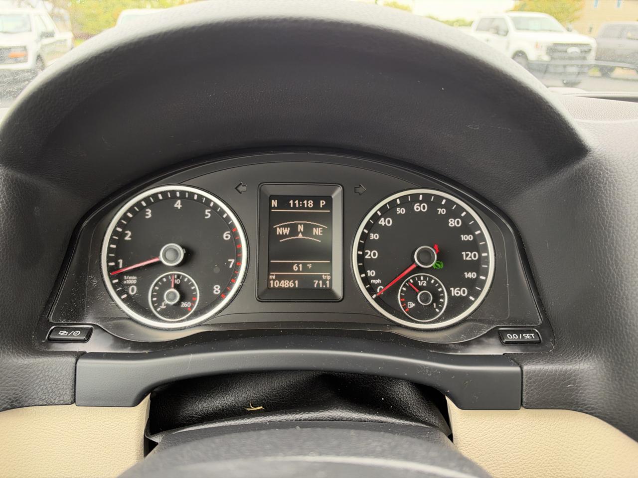 Volkswagen Tiguan  2013
