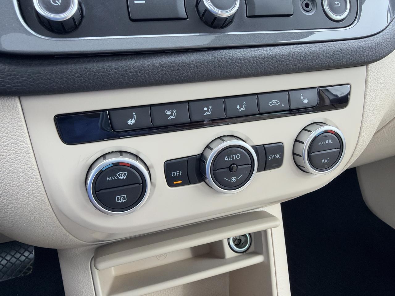 Volkswagen Tiguan  2013