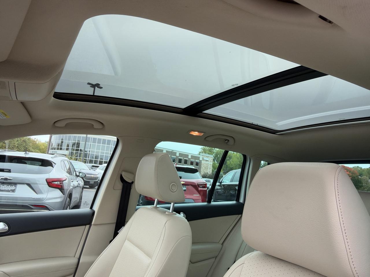 Volkswagen Tiguan  2013