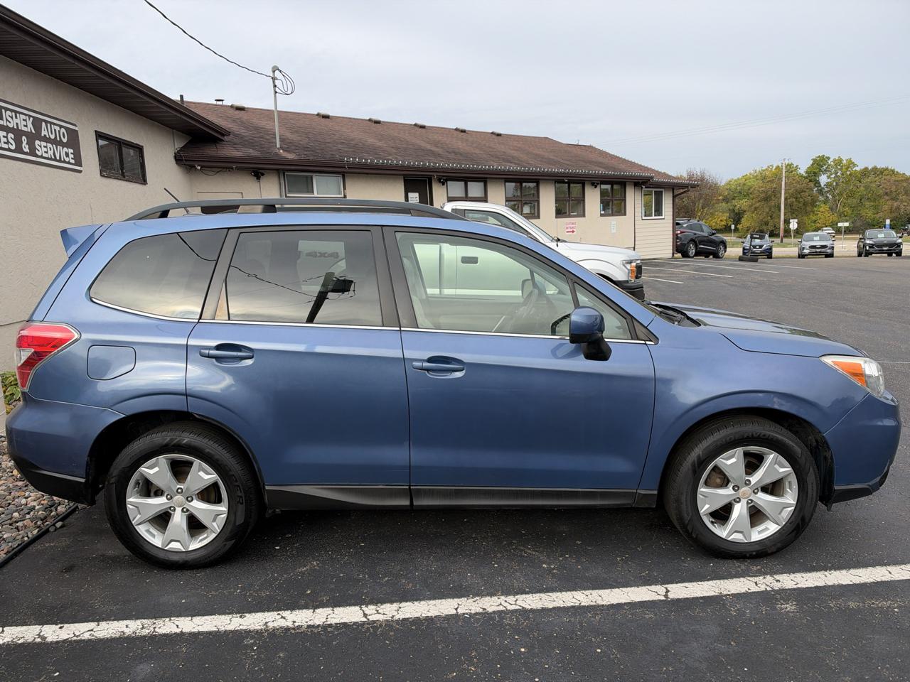 Subaru Forester 4dr CVT 2.5i Limited PZEV 2015