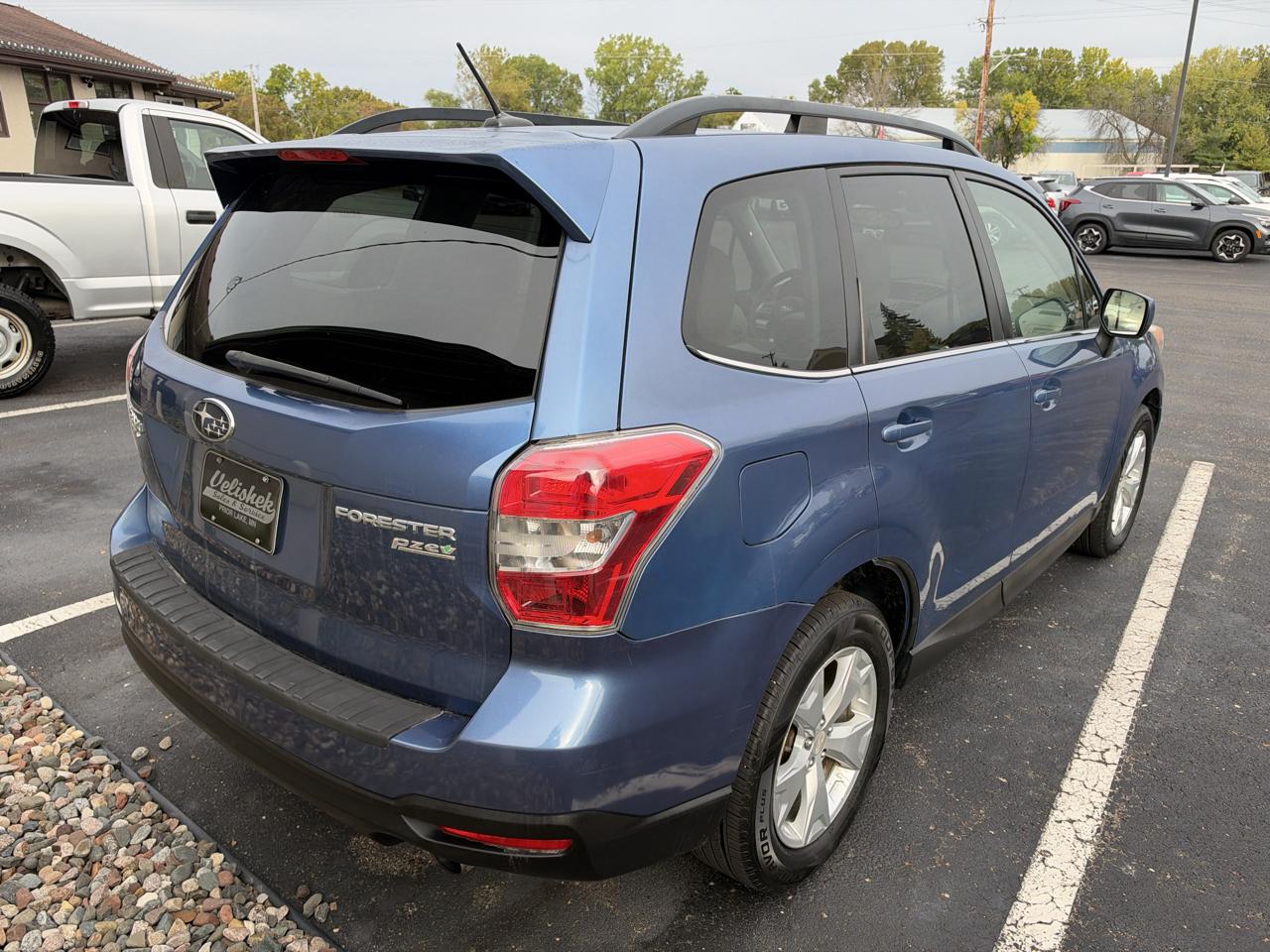 Subaru Forester 4dr CVT 2.5i Limited PZEV 2015