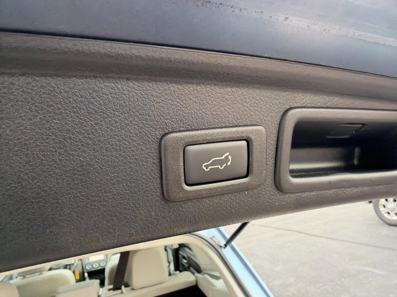 Subaru Forester 4dr CVT 2.5i Limited PZEV 2015