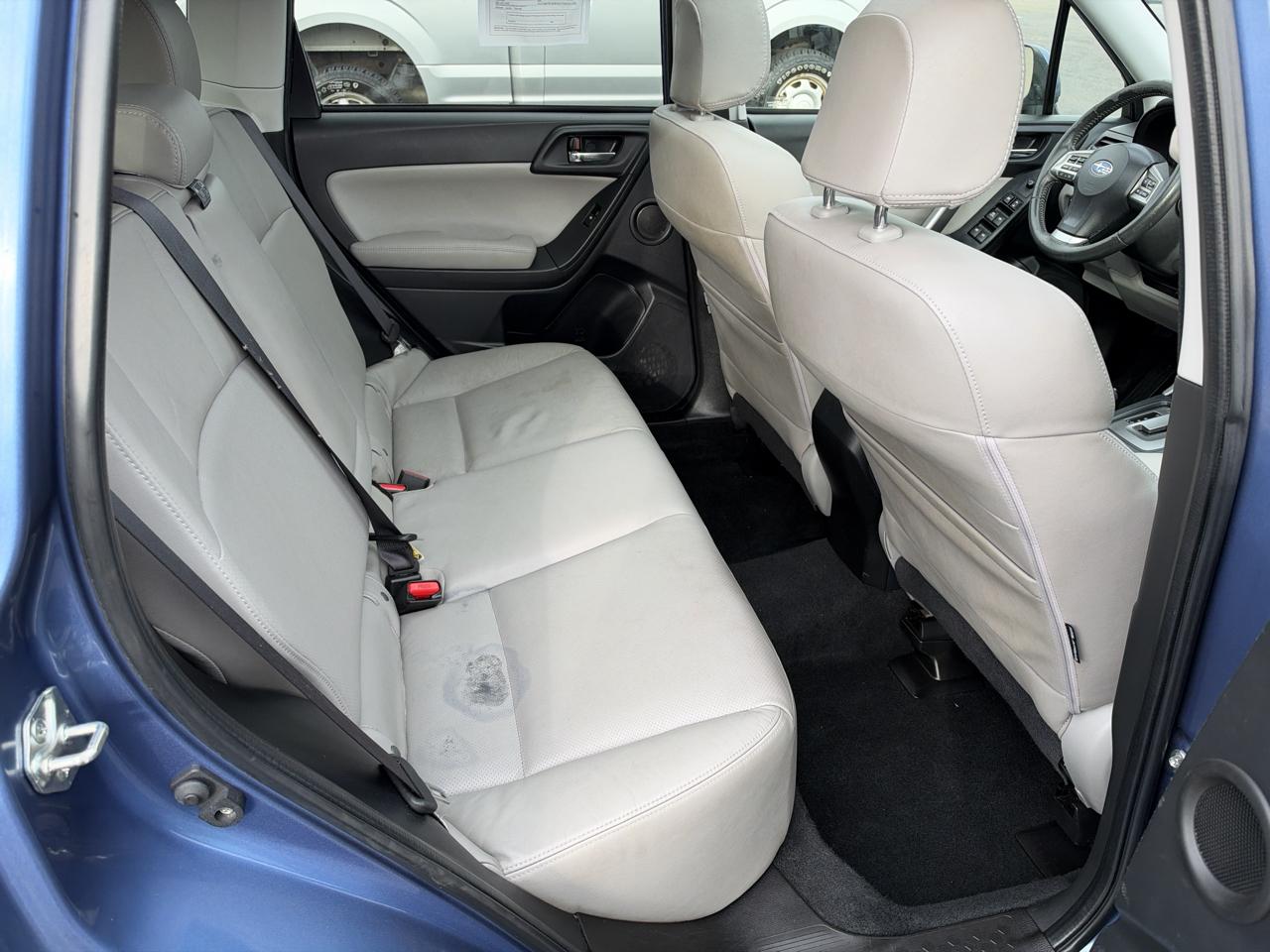 Subaru Forester 4dr CVT 2.5i Limited PZEV 2015
