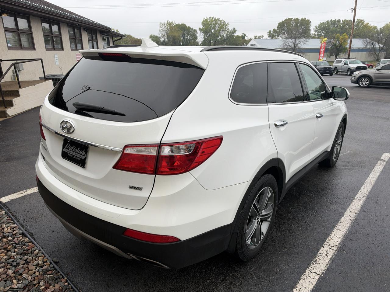 Hyundai Santa Fe AWD 4dr SE 2016