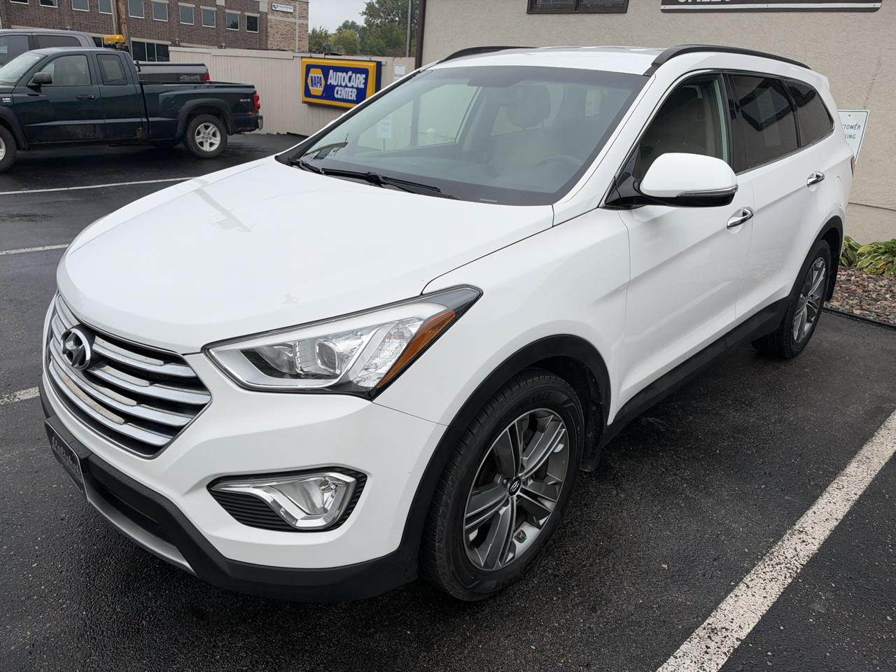 Hyundai Santa Fe AWD 4dr SE 2016