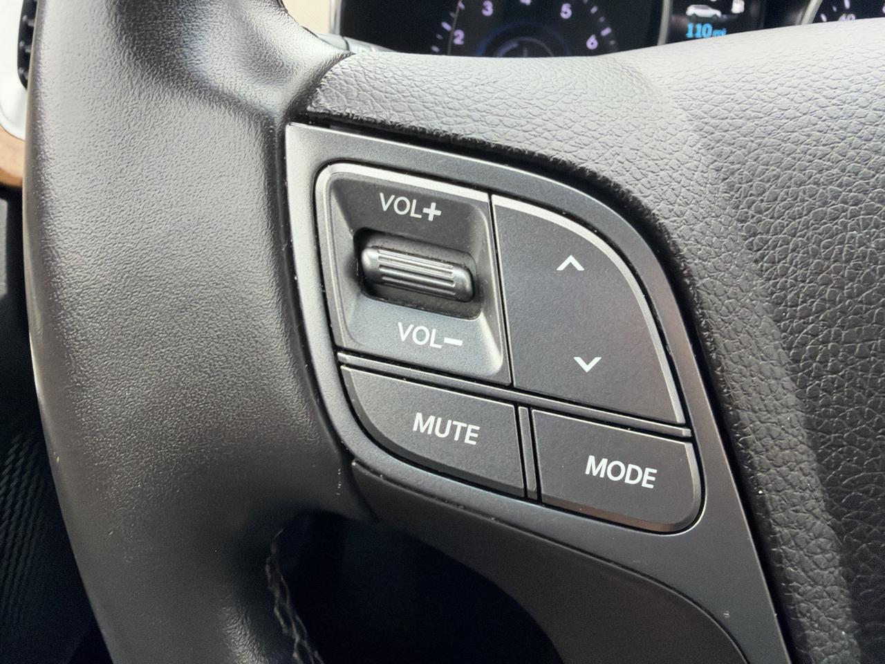 Hyundai Santa Fe AWD 4dr SE 2016