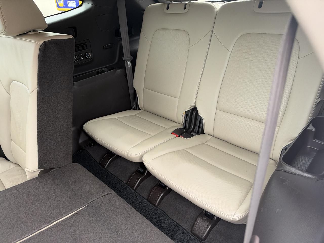Hyundai Santa Fe AWD 4dr SE 2016
