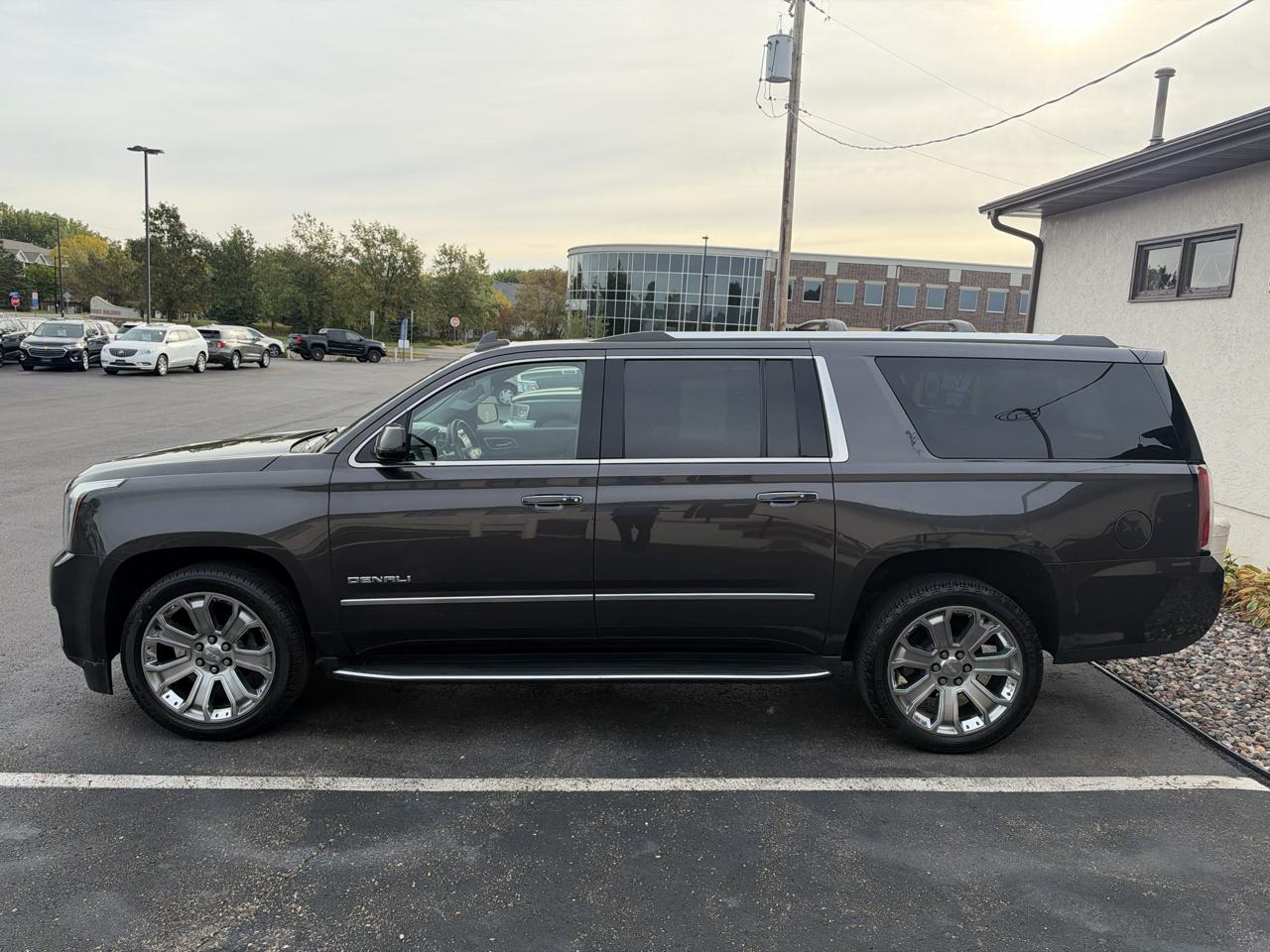 GMC Yukon XL 4WD 4dr Denali 2018