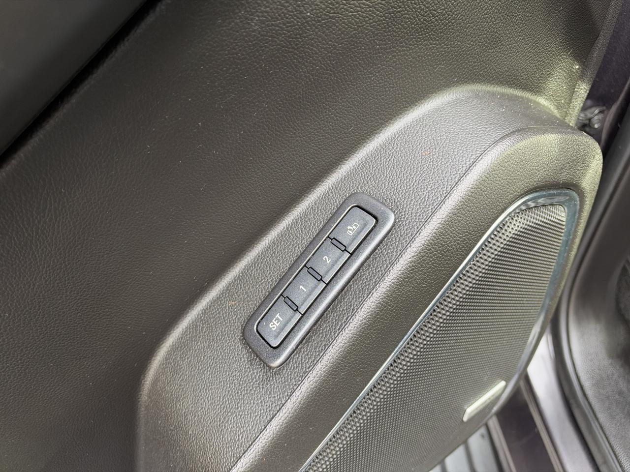 GMC Yukon XL 4WD 4dr Denali 2018