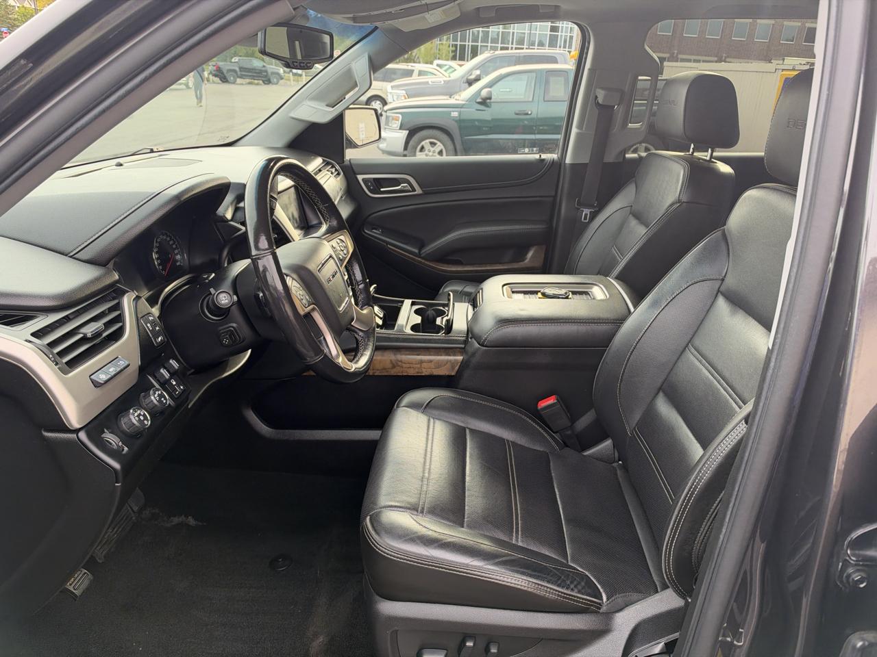 GMC Yukon XL 4WD 4dr Denali 2018