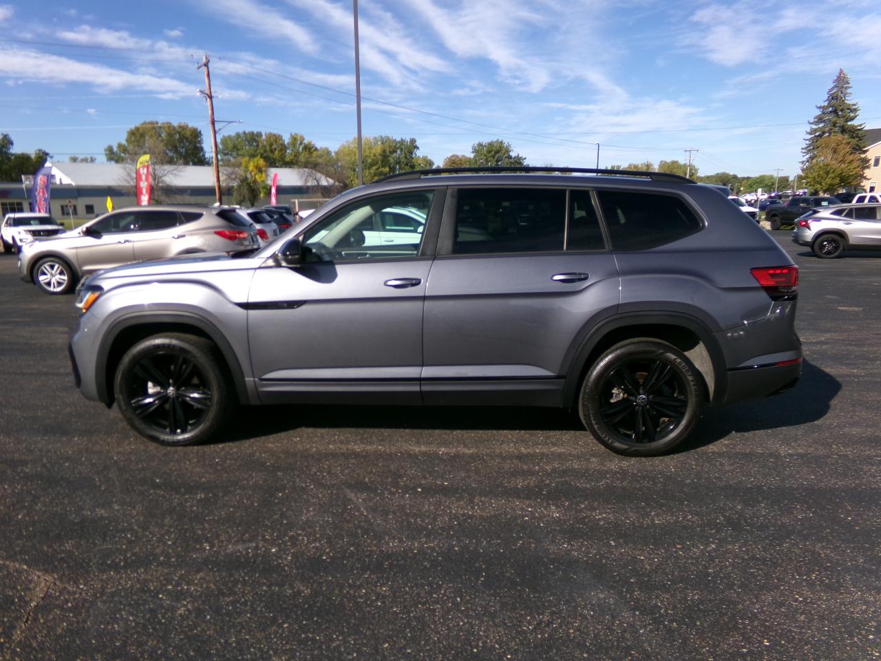 Volkswagen Atlas 3.6L V6 SEL R-Line Black 4MOTION 2023