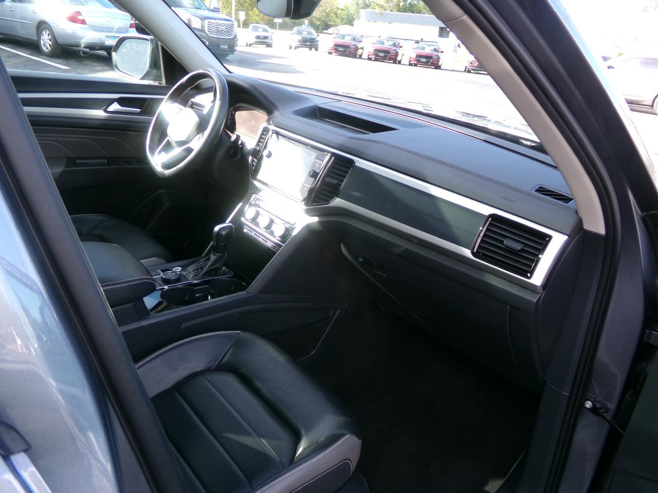 Volkswagen Atlas 3.6L V6 SEL R-Line Black 4MOTION 2023