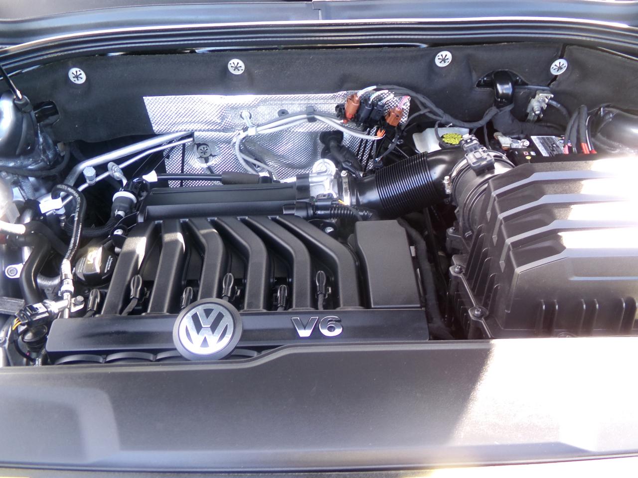 Volkswagen Atlas 3.6L V6 SEL R-Line Black 4MOTION 2023