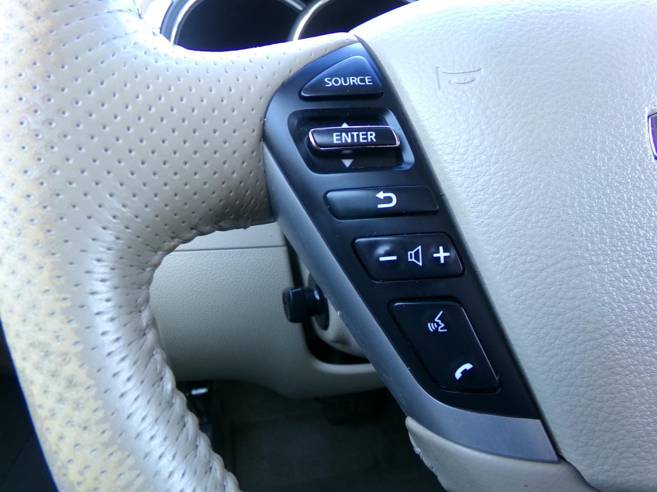 Nissan Murano AWD 4dr LE 2013