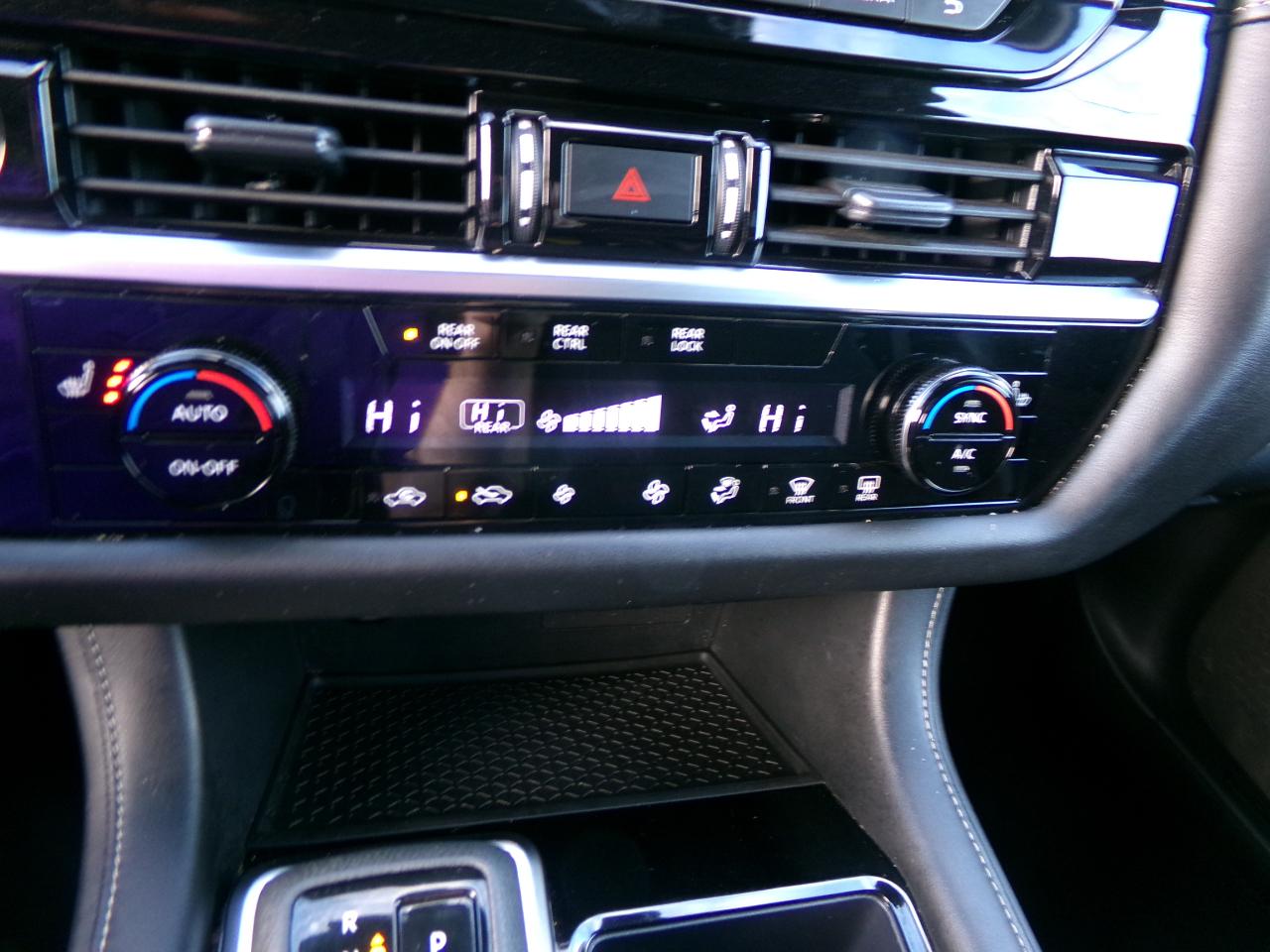 Nissan Pathfinder SV 4WD 2024