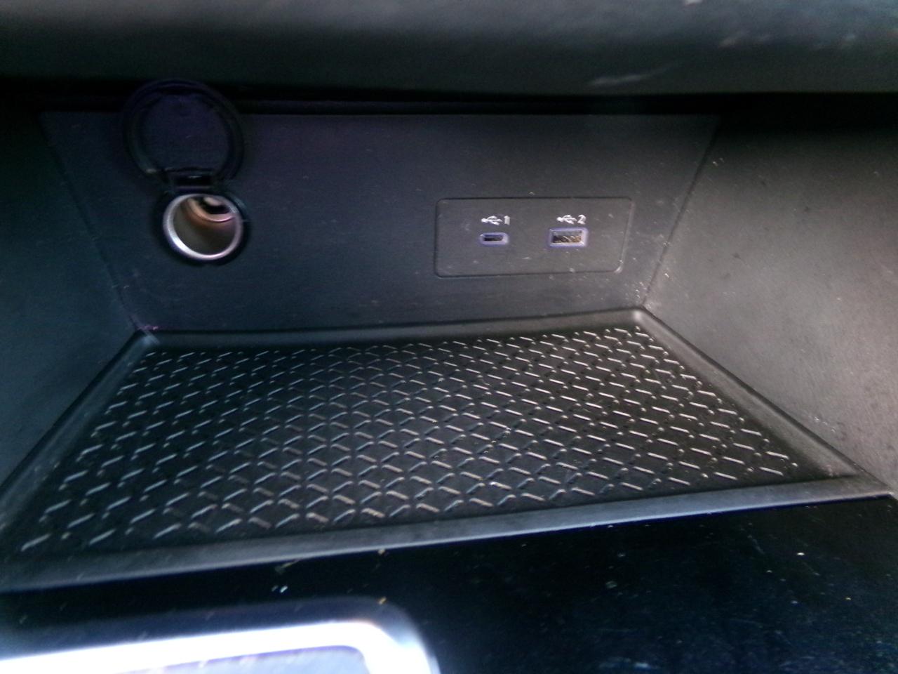 Nissan Pathfinder SV 4WD 2024