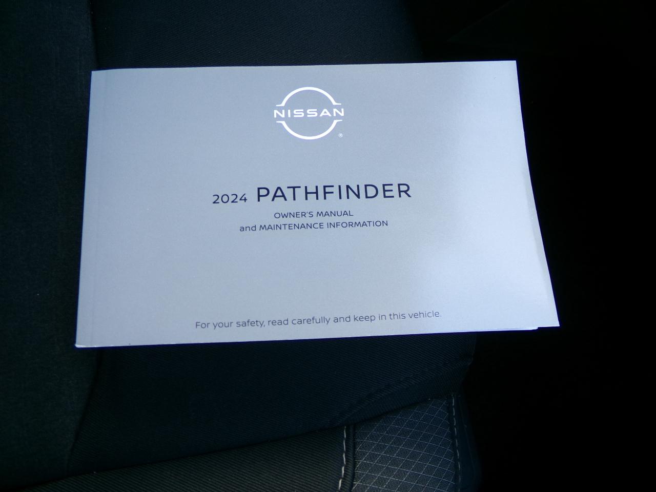Nissan Pathfinder SV 4WD 2024
