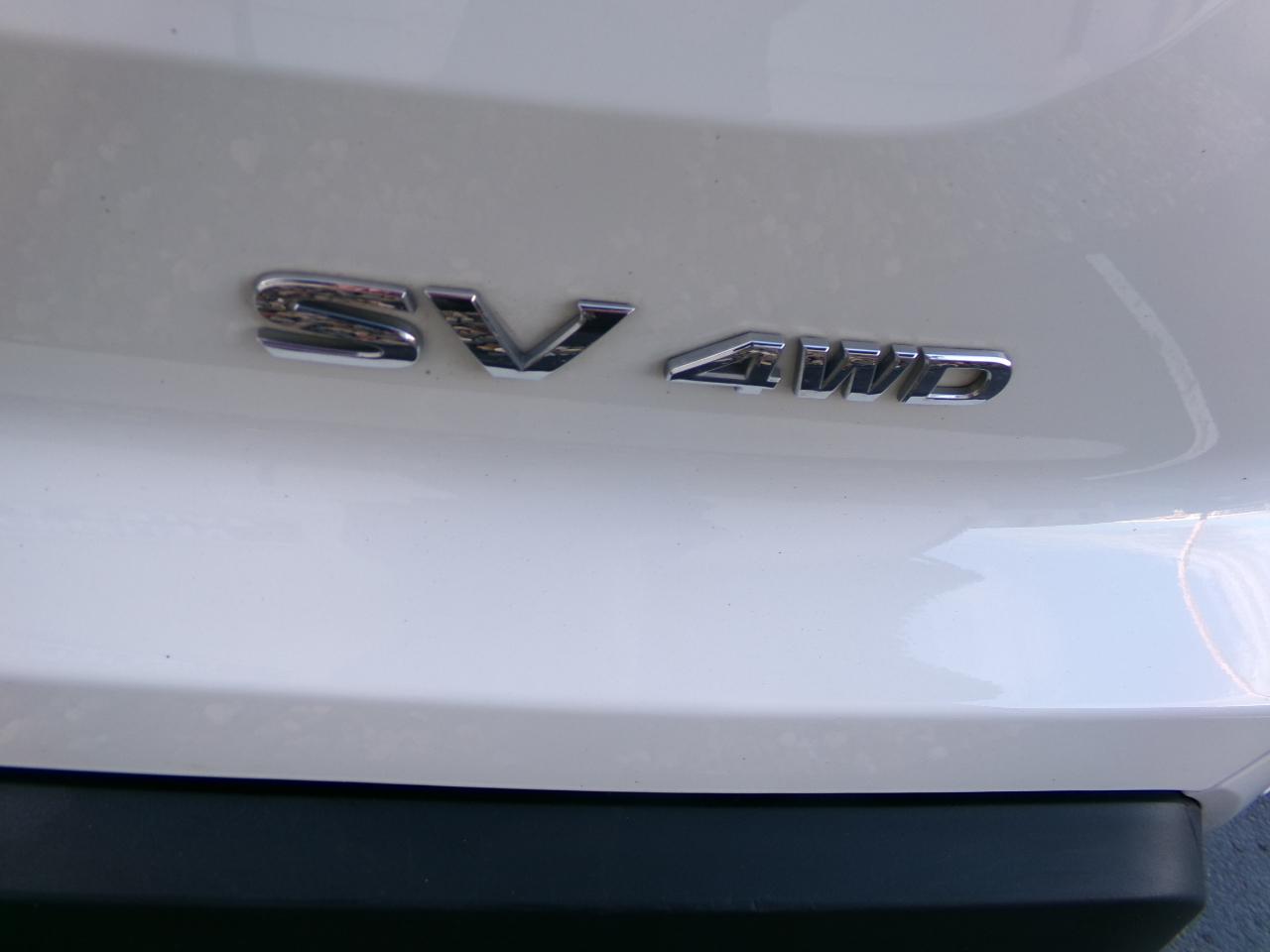 Nissan Pathfinder SV 4WD 2024