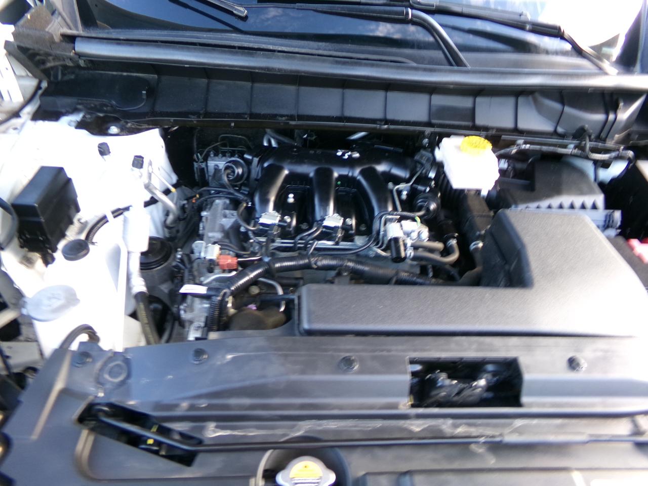 Nissan Pathfinder SV 4WD 2024