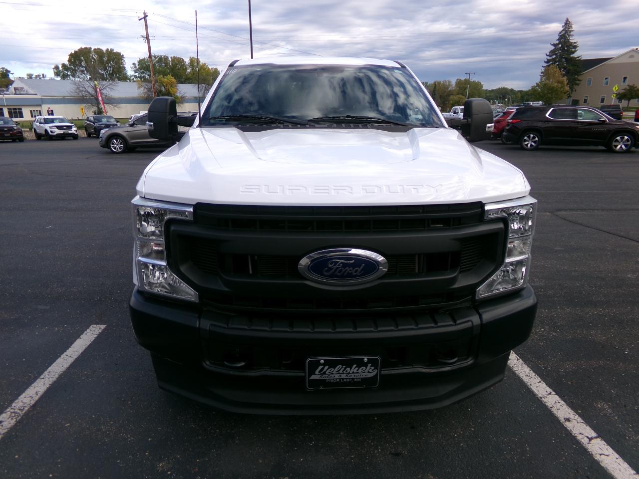 Ford Super Duty F-250 SRW XL 4WD Crew Cab 8' Box 2022