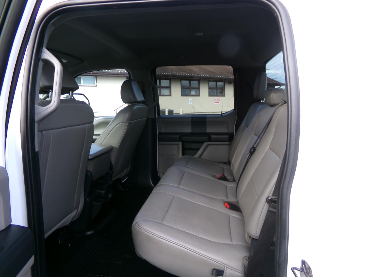 Ford Super Duty F-250 SRW XL 4WD Crew Cab 8' Box 2022
